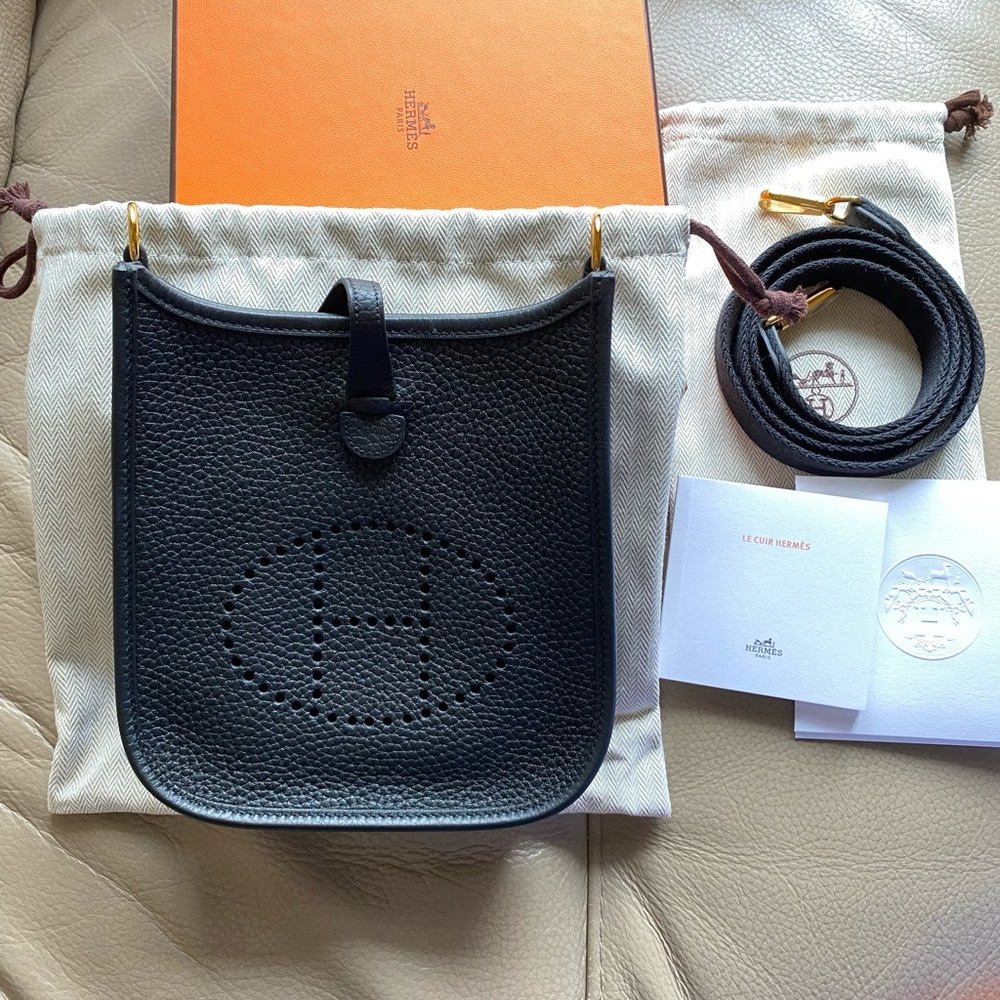 Hermes mini Evelyne tpm NOIR gold hardware